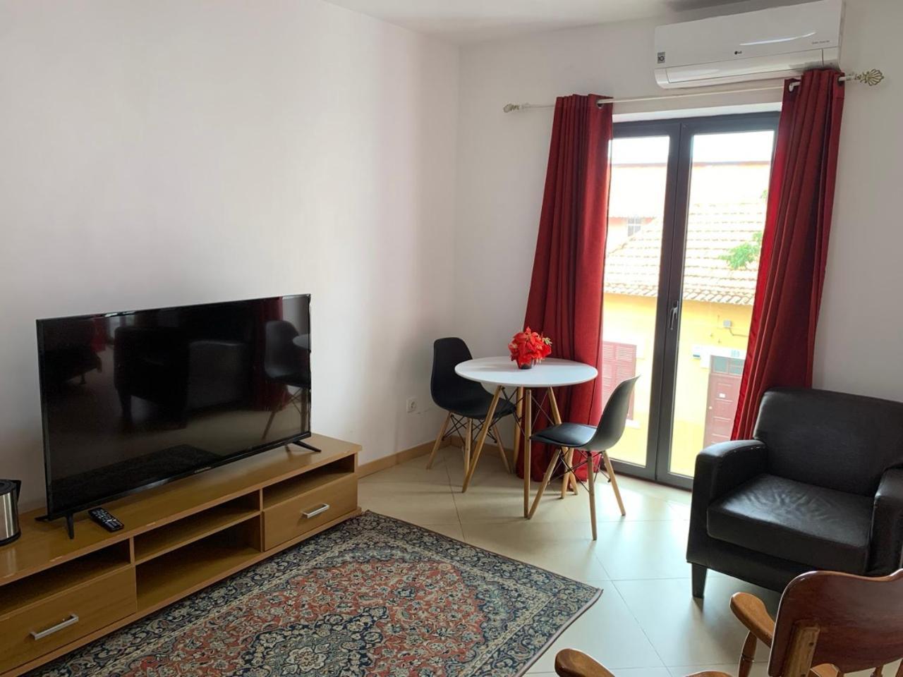 Deluxe Aparthotel Πράγια Εξωτερικό φωτογραφία